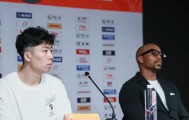 NBA直播-广州主帅：今天对方平时命中率只有20%的球员三分也进好几个