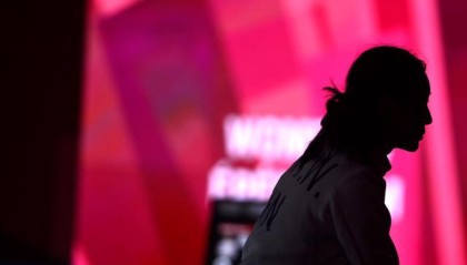 ESPN直播-憾负！孙一文伤退缺阵 但中国女重拼到了最后一刻